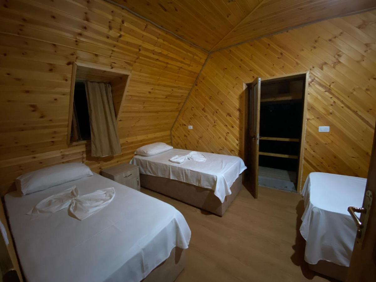 Hotel Bujtina Vellezerit Grrela Theth Esterno foto