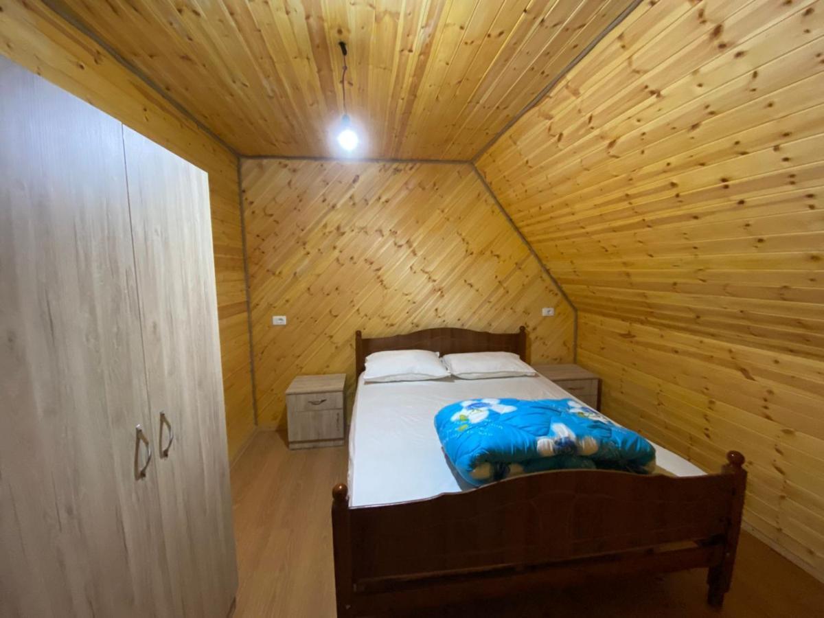 Hotel Bujtina Vellezerit Grrela Theth Esterno foto